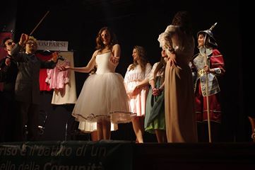 foto_comp_Amici_del_teatro_di_Montesangiamcomo_1