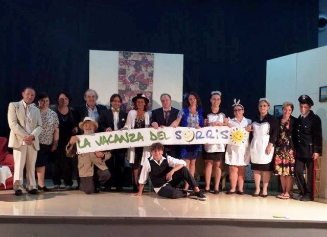 10715829_10205133696650192_1785162460_n_-_Copia